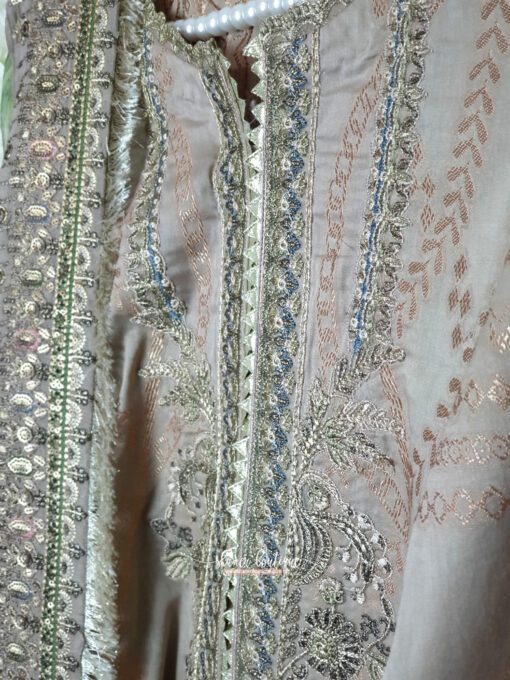 Baroque 3pc suit (EREMURUS) - Image 6